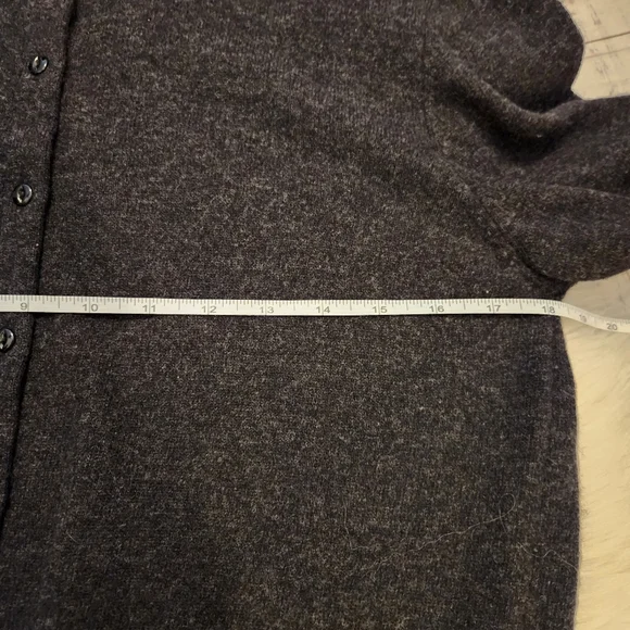 Vintage charcoal gray cardigan - Picture 6 of 7